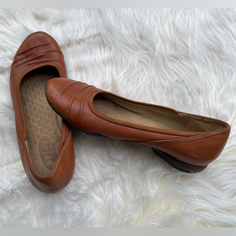 Privo By Clarks Flats Size 8